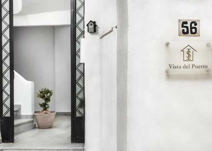 Vista Del Puerto La Canea